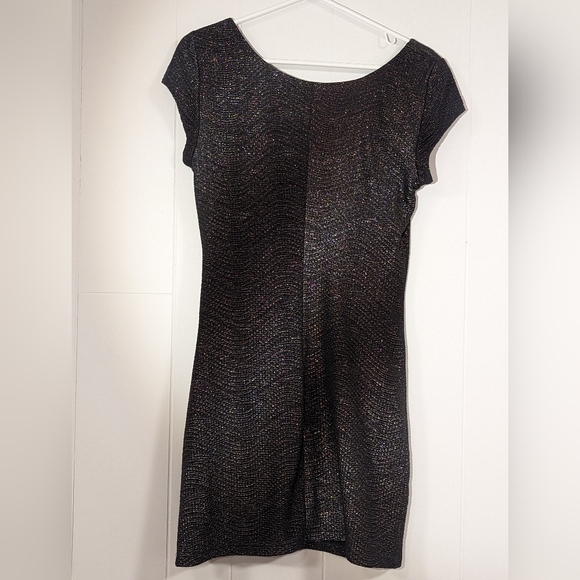 Le Chateau Black Shimmer Dress Women's Size Small - Picture 2 of 4